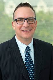 Q&A: Michigan Ross Faculty and Staff Share their Experiences as  First-Generation College Graduates