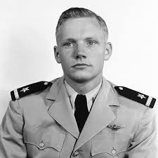 Neil Armstrong: the First Human to Walk on the Moon - Cosmosphere