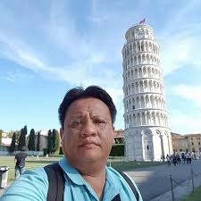 Menara pisa di kota pisa, italia terkenal di seantero dunia berkat kondisinya yang miring selama ratusan tahun dan tidak ambruk. Menara Pisa Italy Pt Prince Bona Sukses Facebook