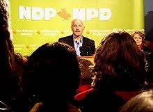 Il compte donc plus de vingt ans d'expérience au sein de l'administration d'une métropole. Jack Layton Wikipedia