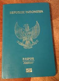 Perpanjangan garis tengah 0,75 m. Evolusi Paspor Indonesia Dari Masa Ke Masa