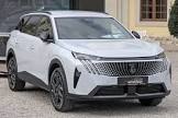 PEUGEOT-5008