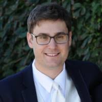 600+ profilů „Dixey“