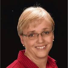 Mayor emeritus Professor @wadetroxell fulfilling a unique experience (I.e.,  dad's and son's bucket lists) by hooding @graemetroxell for his PhD in  Systems Engineering at Cornell University.