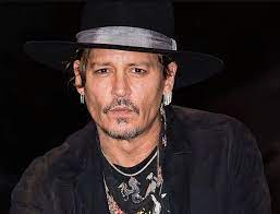 Jun 05, 2021 · johnny depp, american actor and musician noted for his eclectic and unconventional film choices. Johnny Depp Bio Movies Net Worth Affair Wife Married Divorce Amber Heard Family Age Facts Wiki Height Famous Awards Finger Abuse Gossip Gist