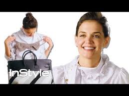 Katie Holmes Talks Dawson S Creek The 550 Cashmere Bra And Batman Let S Unpack That Instyle Youtube In 2020 Katie Holmes Holmes Dawsons Creek