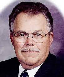 Dale Suhr's Instagram, Twitter & Facebook