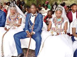 5 Reasons Why Black Polygamy Is Trending Today The Pan African Alliance Polygamy Relationships African Fashion Relationship Pictures