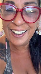 Não gosto de homem e nem de mulher 🤣🤣🤣Sigo solteira 💪🏽💪🏽💪🏽😎🙏e  chataaaaa pakaraleo