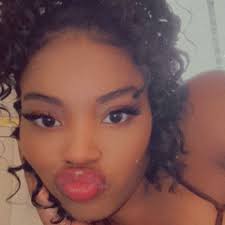 Stream Sami Lucas music