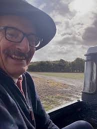 Lady Carnarvon : Absent Friends