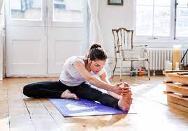 Exercices de gym ou gym intégrative, qui consiste à transformer les gestes du quotidien en inutile de s'équipe de nombreux accessoires coûteux pour faire du sport de la maison. Les 10 Bonnes Facons De Faire Du Sport A La Maison Elle