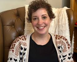 Lisa Harder's Instagram, Twitter & Facebook