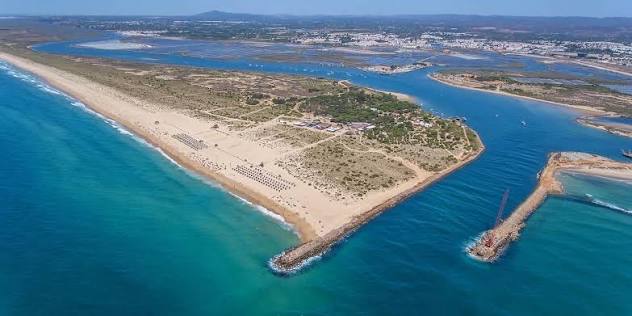 Praia da Ilha de Tavira, Tavira | Algarve Travel Guide