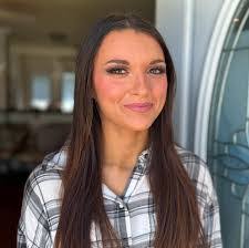 Freida Fowler's Instagram, Twitter & Facebook