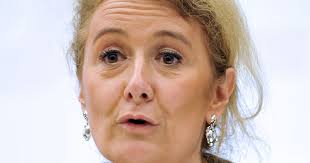 Elections: Sophie Auconie s'emploie à "marrainer" des femmes