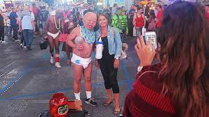 Equally one could ask, how tall is faze nikan? Faze Nikan Bio Age Net Worth 2020 Height Youtube Bio Gossipy