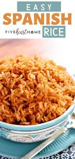 A Quick And Delicious Thanksgiving Side Dish Recipe This Spanish Rice Is Thanksgiving Side Dishes Thanksgiving Recipes Side Dishes Thanksgiving Dinner Recipes