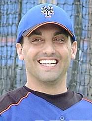Former Mets Utility Player: Eric Valent (2004-2005)