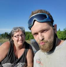 Availability of Dunkin' cups in St Louis