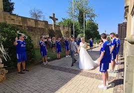 Und damit ihr es ein wenig einfacher habt, findet ihr hier alle hochzeitstage und die passenden geschenkvorschläge. Fc Viktoria Odenheim 1910 E V Fco Hochzeit Des Jahres Wir Gratulieren