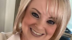 Renee Rusnock's Instagram, Twitter & Facebook