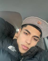 Darius Moon (@darius_moon) • Instagram photos and videos