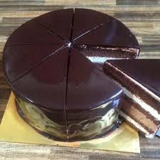 Kek 2 kilo ini termasuk filling coklat putih dan coklat serta coklat ganche diluarnya. Pin On Resepi Masakan Simple Sedap