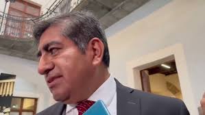 Es destituida la perfecta del internado Julián Hinojosa de Xonaca; José Luis  Sorcia