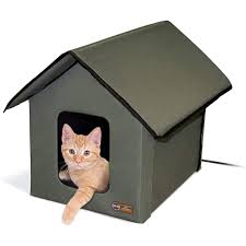 At least two of the cats (midnight and charcoal) seem to stay in the yard most of the day. Heated Outdoor Cat House K H Heated Outdoor Kitty House Petco