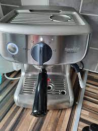 Unlike other machines, this espresso maker infuses coffee grinds with slightly pressurized water before beginning the formal extraction process, so the grinds gently expand and. Breville Barista Mini Espresso Coffee Machine