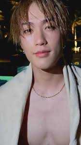 Cameron Hendricks (cameronthendricks)