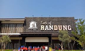 Wisata ternak kandang macan / 10 gambar d … 19.05.2021 · 727 x 619 · png. The Ranch Puncak Bermain Di Peternakan Dan Negeri Dongeng