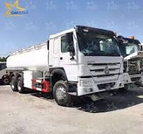 China Supply Used Fuel/Oil Tank Truck 2X4 6X4 8X4 for Sale Fuel Tanker  Truck 16000 Litres