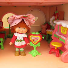 Television Tv For Strawberry Shortcake Vintage Berry Happy Home Dollhouse Fun Strawberry Shortcake Strawberry Shortcake Doll Vintage Strawberry Shortcake Dolls