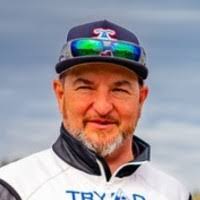 Kevin Raisch's Instagram, Twitter & Facebook