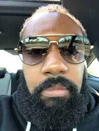 Dear Listeners, I thought I'd remind ya'll that I have a Teeny Tiny Fall  Tour next week. As usual, for only the one millionth time, I am trying not  to freak out