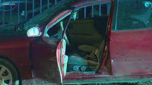 38 patrolman billy speed, one of the first officers to arrive, took refuge with a colleague behind a columned stone wall. Austin Officer Involved Shooting 1 Killed Another Hospitalized Kvue Com
