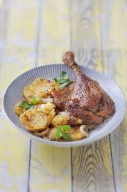 Cuisses De Canard Aux Pommes De Terre Confites Recette Recettes De Cuisine Pomme De Terre Confite Recette Cuisse De Canard