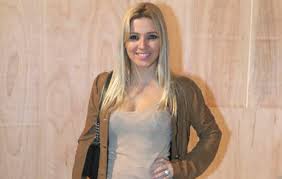 Não passo do terceiro encontro para não caracterizar vínculo empregatício #frase #frases #alicinhacavalcanti #alicinha #cavalcanti. Patricia De Sabrit Supera Doenca Grave Em Seu Retorno A Tv O Fuxico