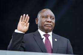 She has 3 children for the president and they include a boy named tumelo and 2 girls kiki and mashudu. South African Govt To Further Ease Coronavirus Lockdown From June 1 Says President Ramaphosa World News India Tv