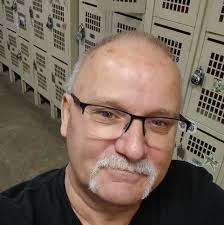 How much wood chips to use in a propane smoker?