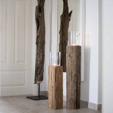 Windlichtsaule Aus Altholz Dekosaulen Und Mehr In Unserem Shop Holz Balken Deko Kerzenstander Holz Altholz