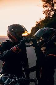 130 Ideas De Pareja En Moto Motos Parejas Pareja De Motociclistas Imagenes De Motos