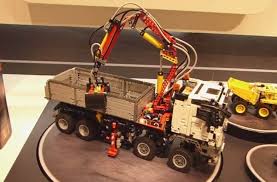 Lego Technic 42043 Mercedes Benz Arocs 3245 Lego Technic Lego Lego Truck