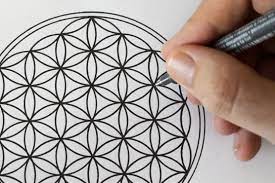 What Is The Flower Of Life And How To Draw It • Zak Korvin
