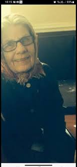 Can anybody clear up this photo please, change the lighting thanks 🤍