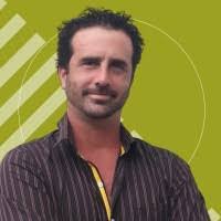 Vincent Hoffmann's Instagram, Twitter & Facebook