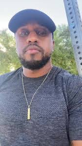 Darion Spencer's Instagram, Twitter & Facebook