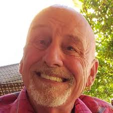 Ronald Crombie's Instagram, Twitter & Facebook